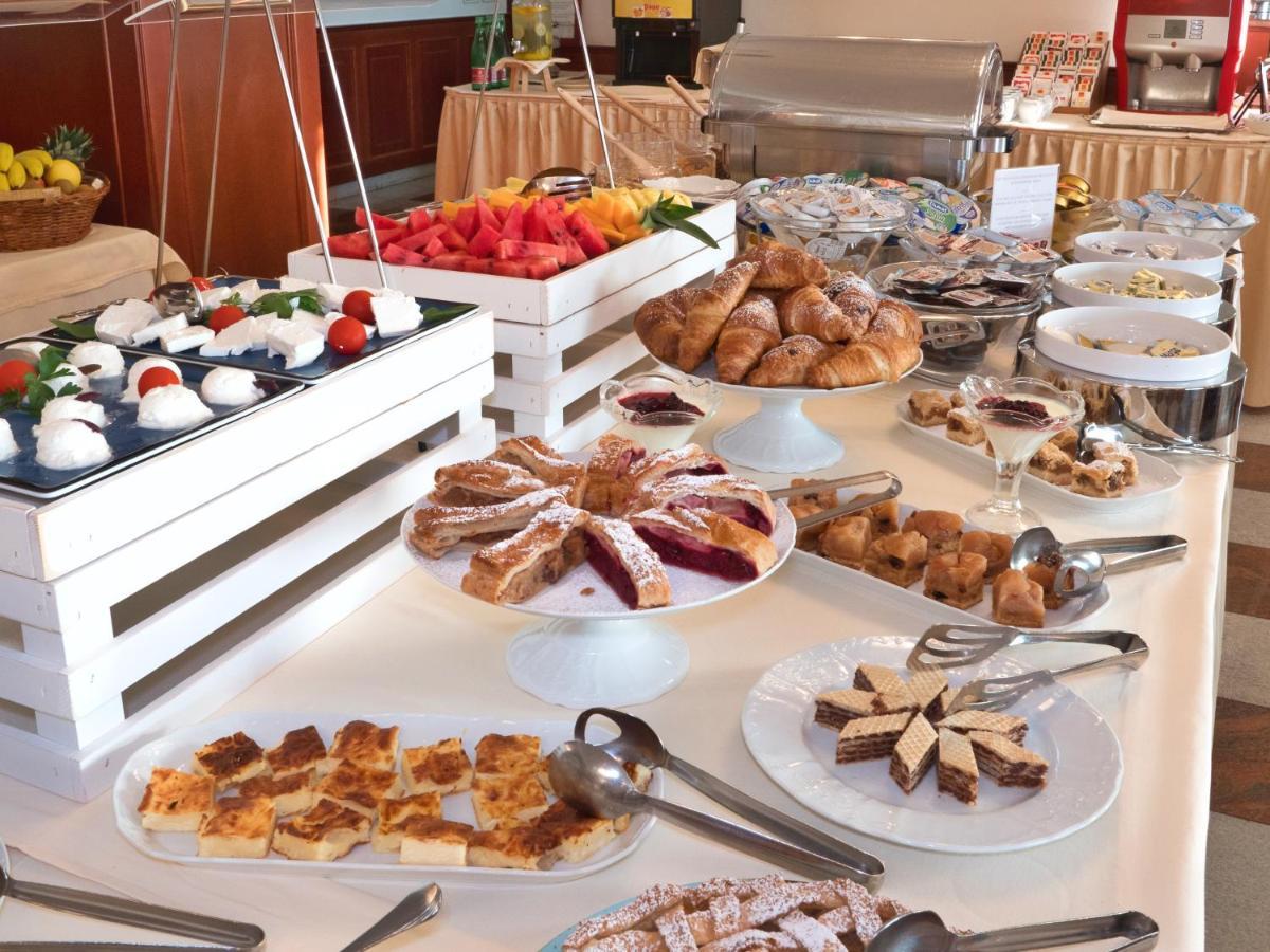 Hotel Savoy Opatija Luaran gambar